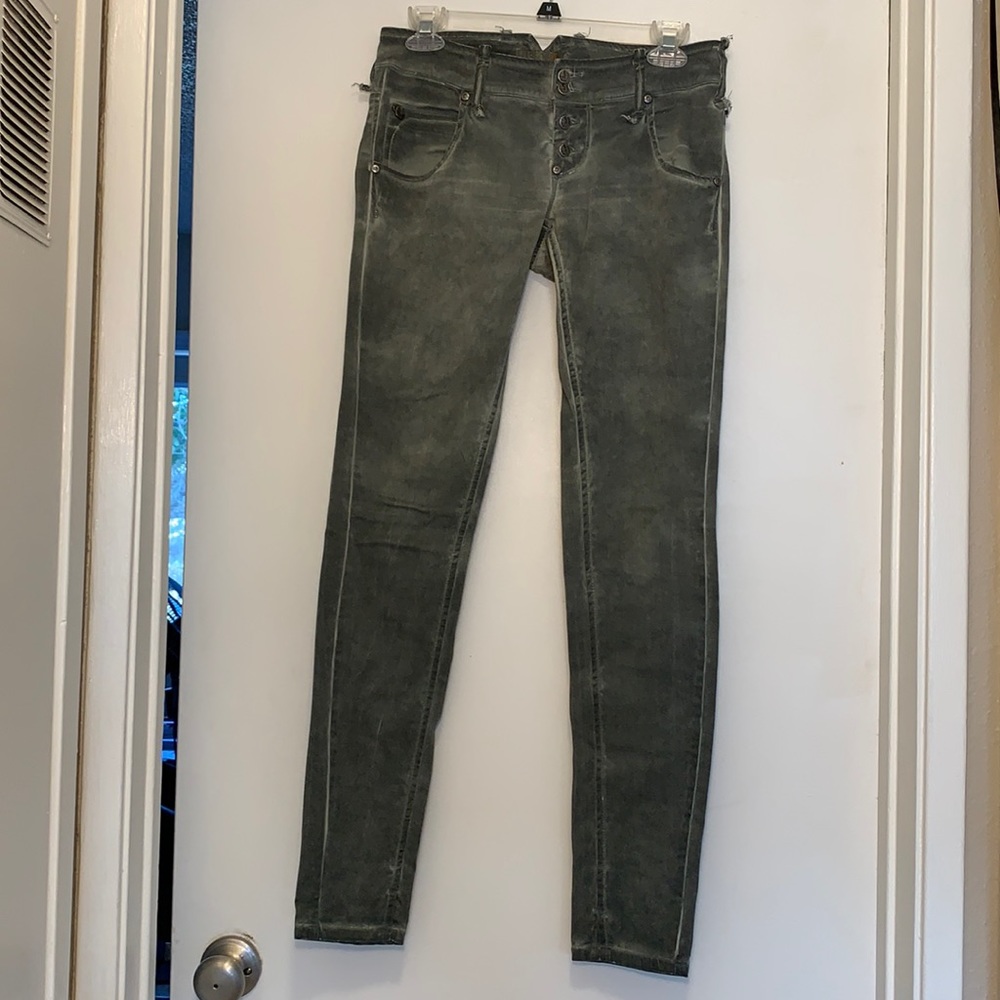 Green casual pants